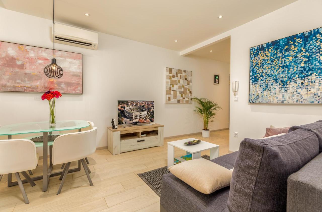 PUY Silver Luxury מראה חיצוני תמונה